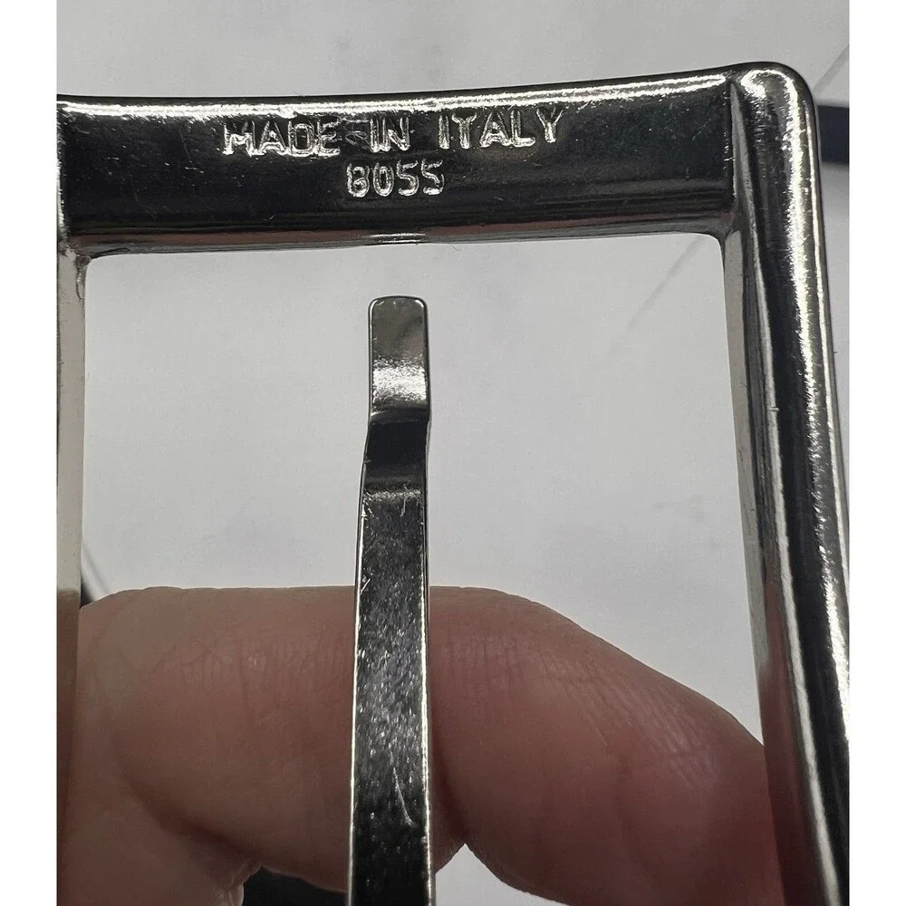 Hugo Boss BOSS Navy Italian Leather Belt 34/85 NWOT Silver Buckle 2681Q21-410